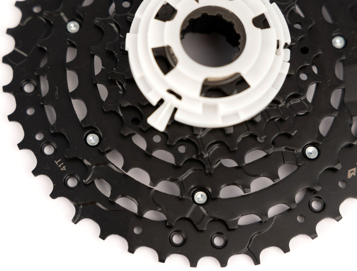 9-Speed E-Bike Cassette 11-41T LINKGLIDE Black - Durable Shimano Drivetrain