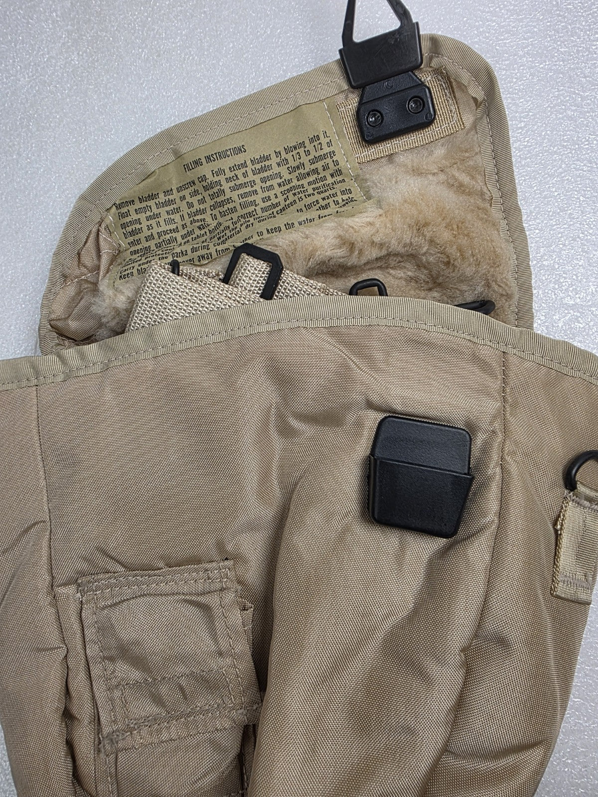 US Military 2 QT Water Canteen Cover Pouch Desert Tan & Strap - Marine Gear
