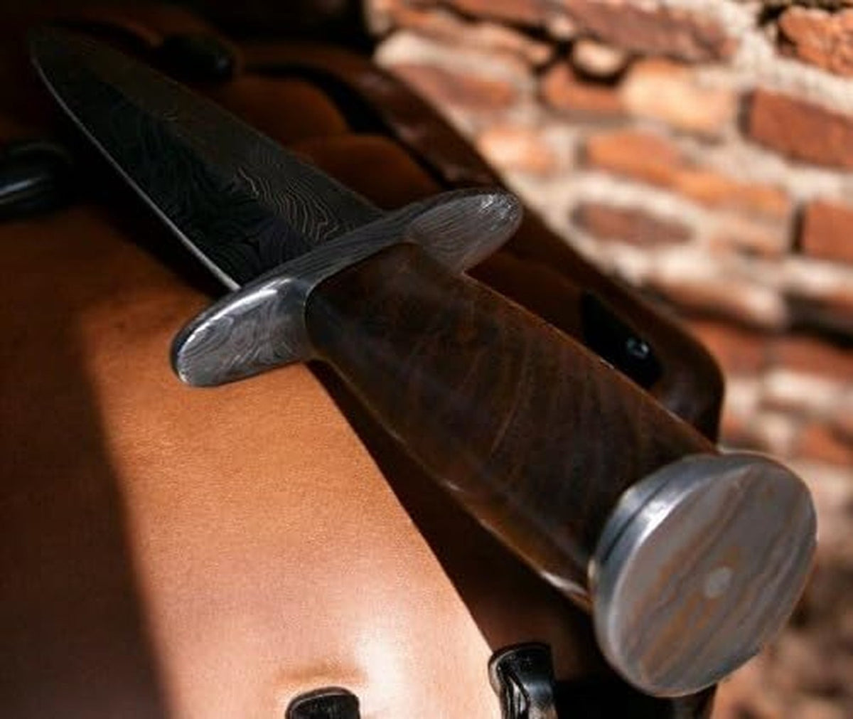 Handmade Damascus Steel Dagger Knife with Solid Rose Wood Handle