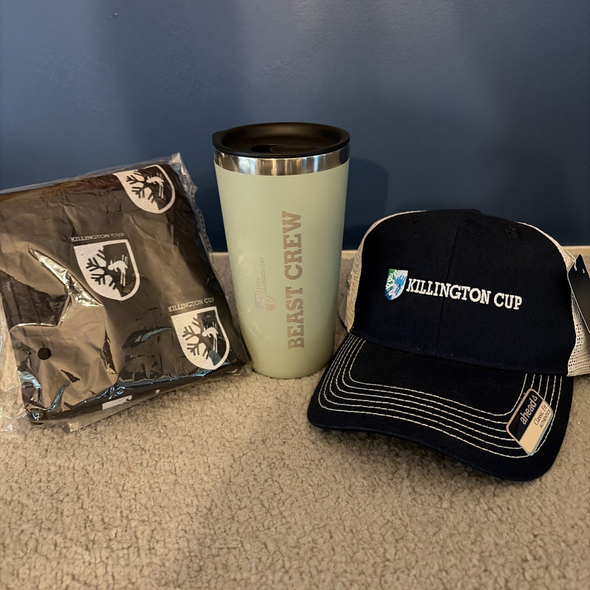 Hydro Flask 20 Oz Tumbler with Hat and Neck Gaiter - Killington Cup Swag Set