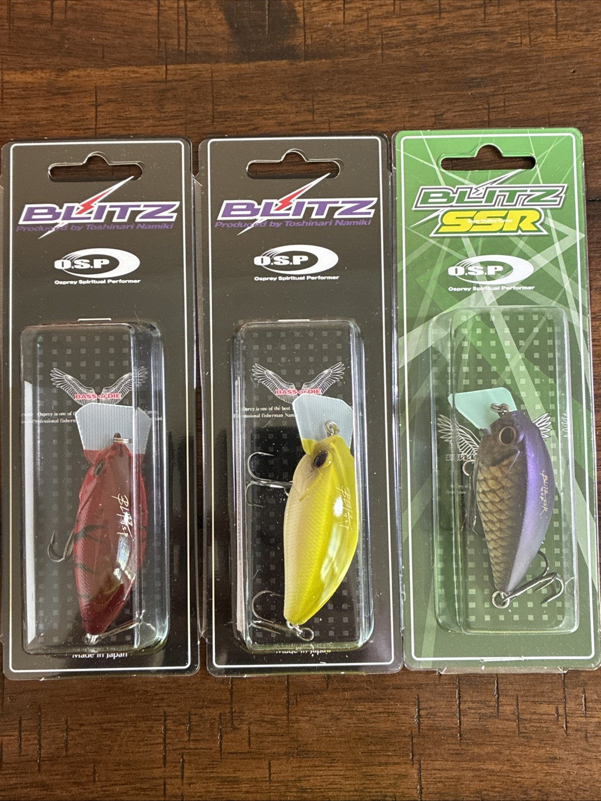 (3-Piece) Floating Crankbait Lure Set - Red Craw, Vanilla/Chartreuse & Mat Real Funa