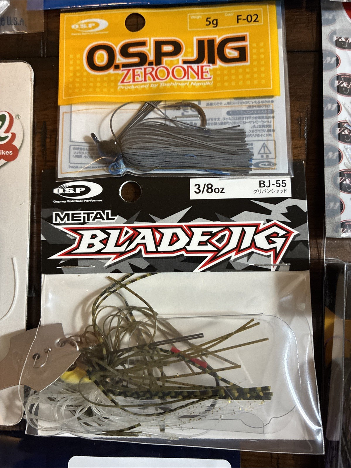 Fishing Jig Set - Assorted Bass Jigs for Freshwater & Saltwater