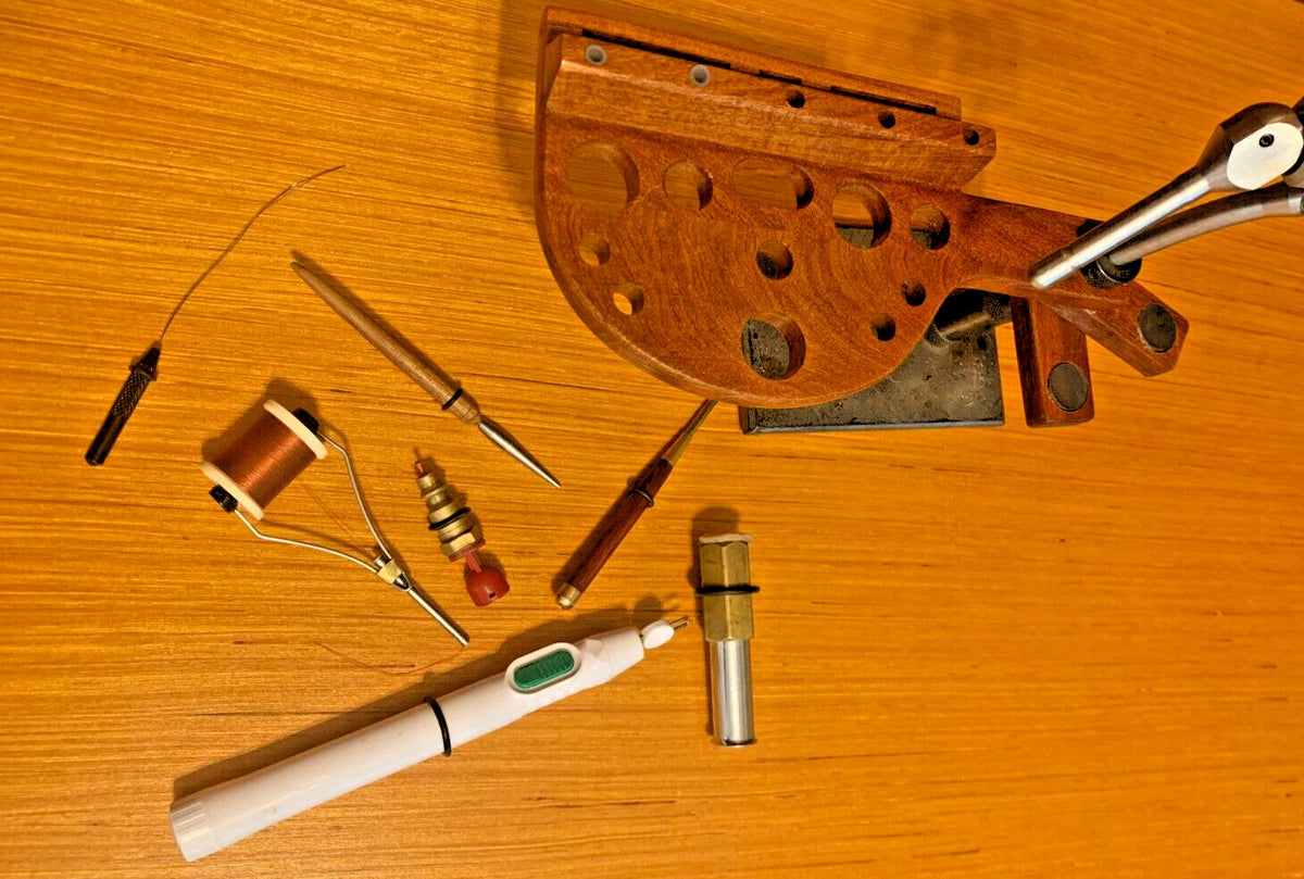 Fly Tying Vice Tool Kit with Thread & Bead Organizer - Organizer & Quick Draw Set