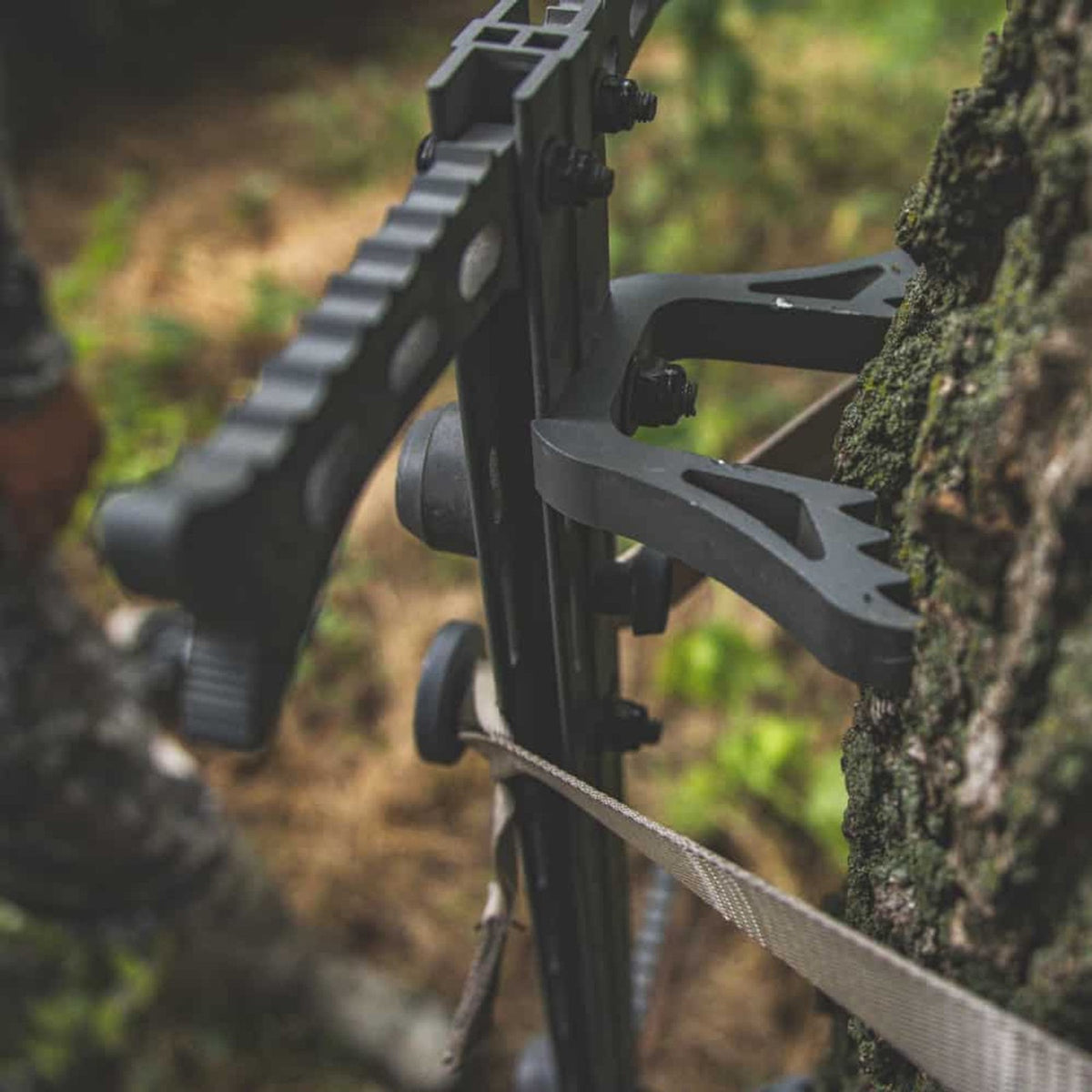 Hawk Helium 4-Pack Aluminum Climbing Sticks for Tree Stand Hunting, 20 Inch