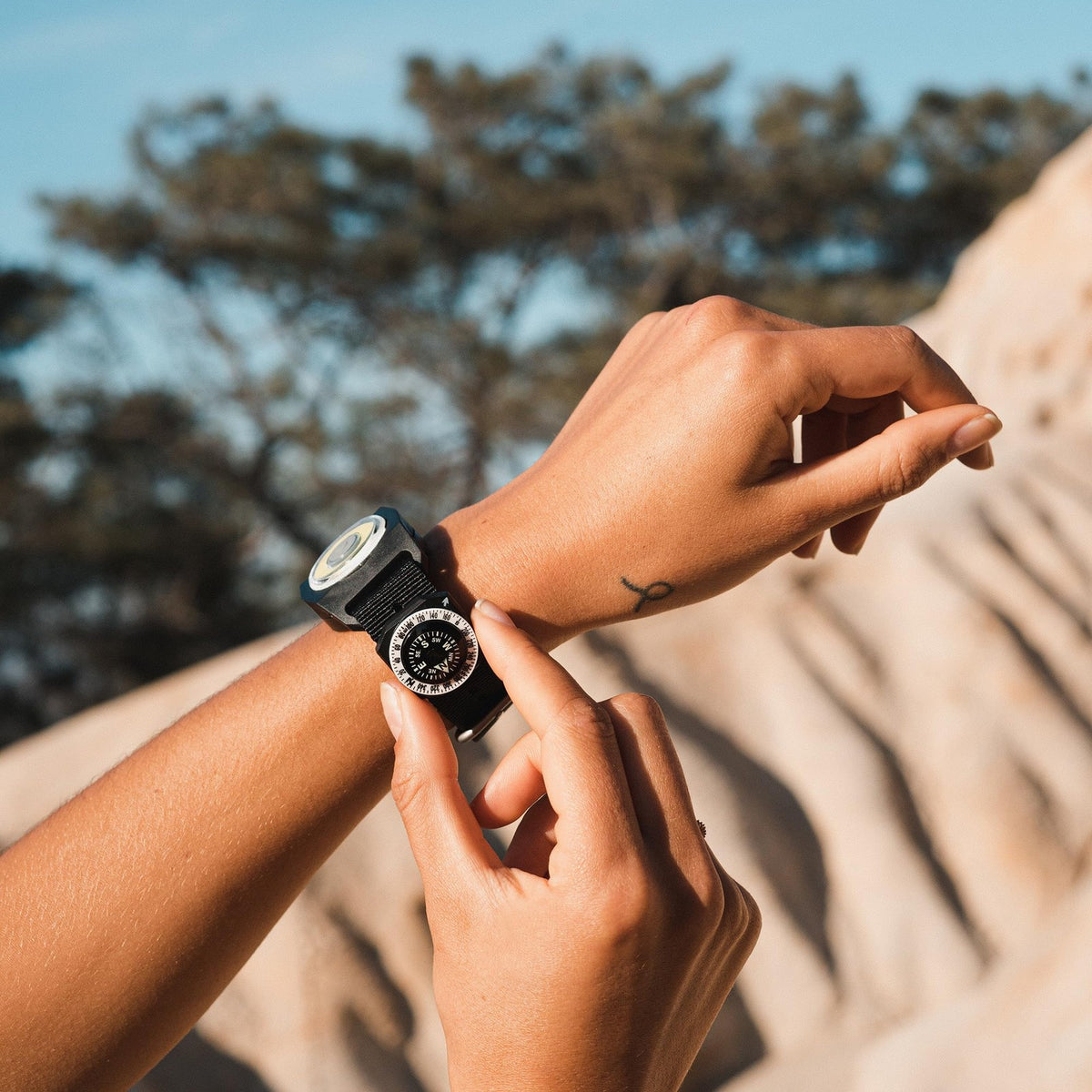 Micro Orienteering Wrist Compass for Watch Bands and Paracord Bracelets