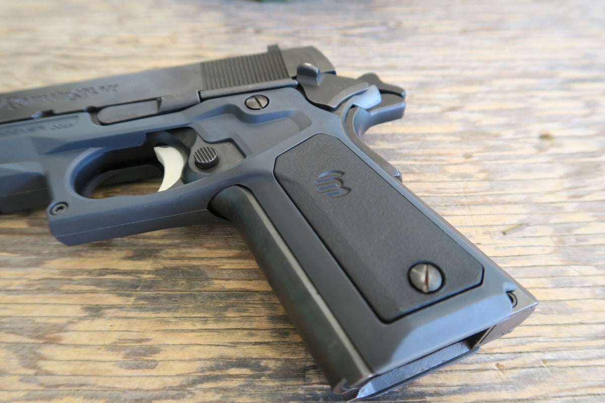 1911 Grip and Rail System with Changeable Panels - Grey Frame