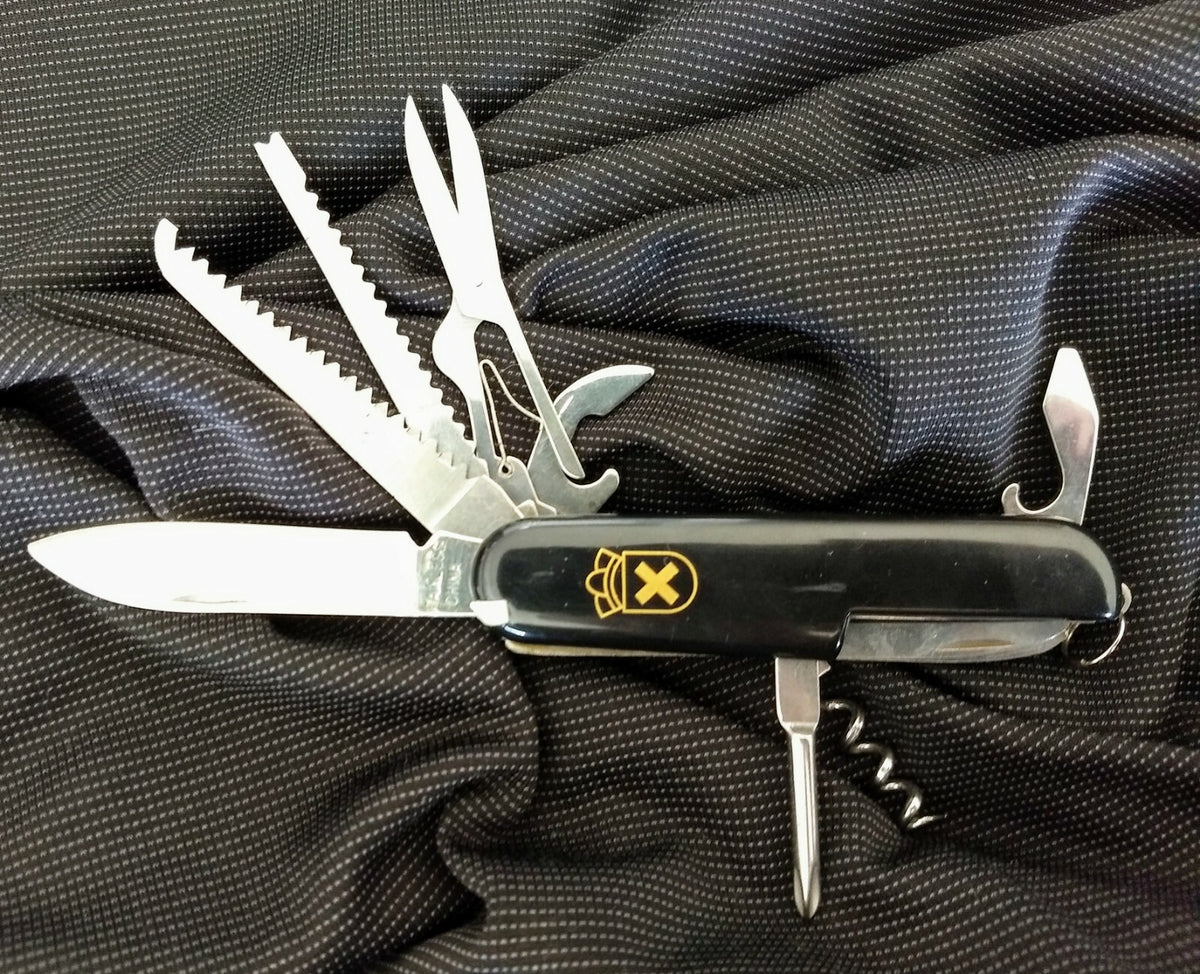 Multi Tool Pocket Knife with 13 Functions for Camping, Hiking & Outdoors