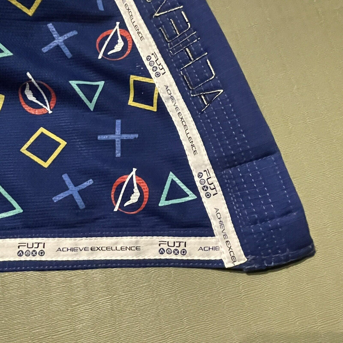 Lightweight Jiu Jitsu Gi for BJJ & Grappling - Multiple Sizes Available