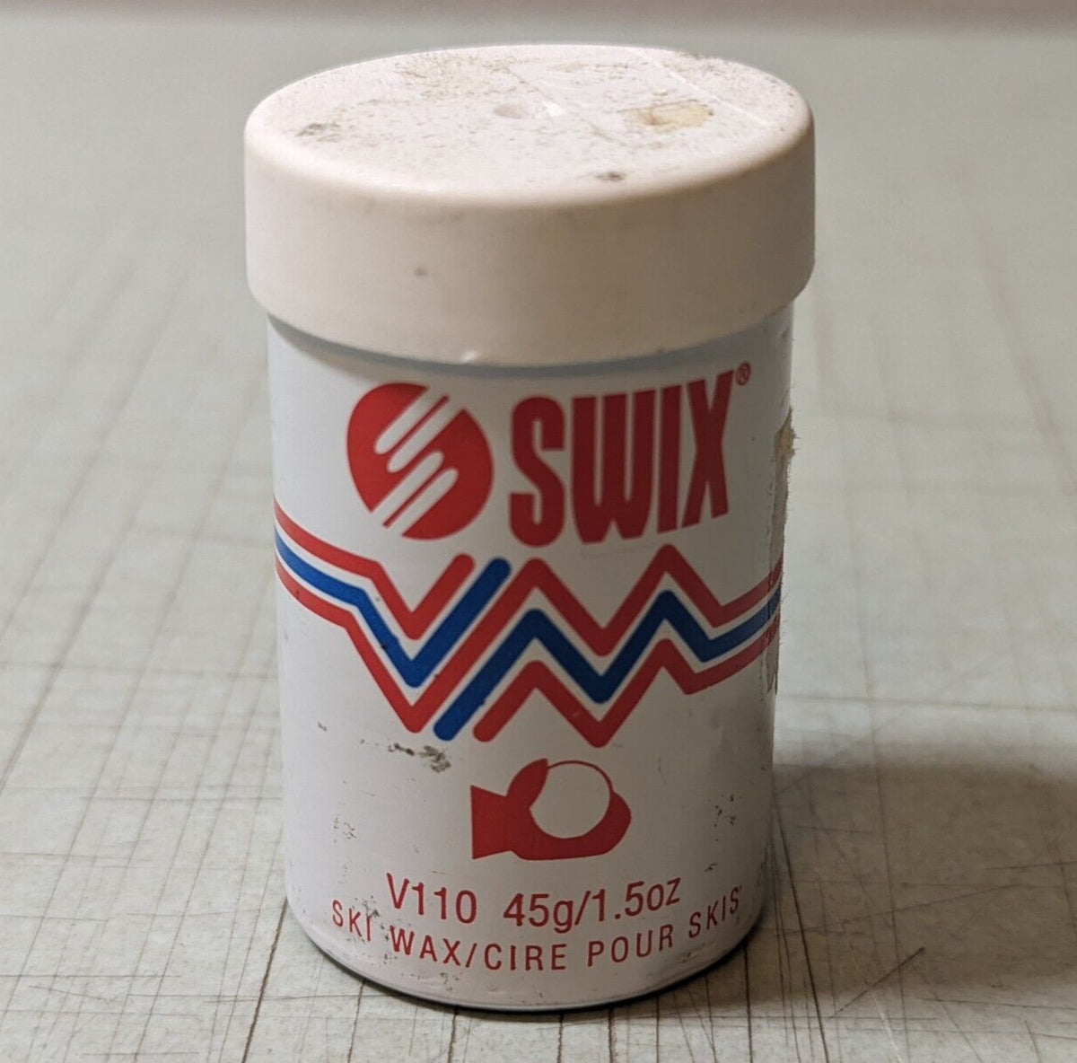 Wet Snow Cross Country Ski Wax V110 - Hardwax Grip for 45g Snow