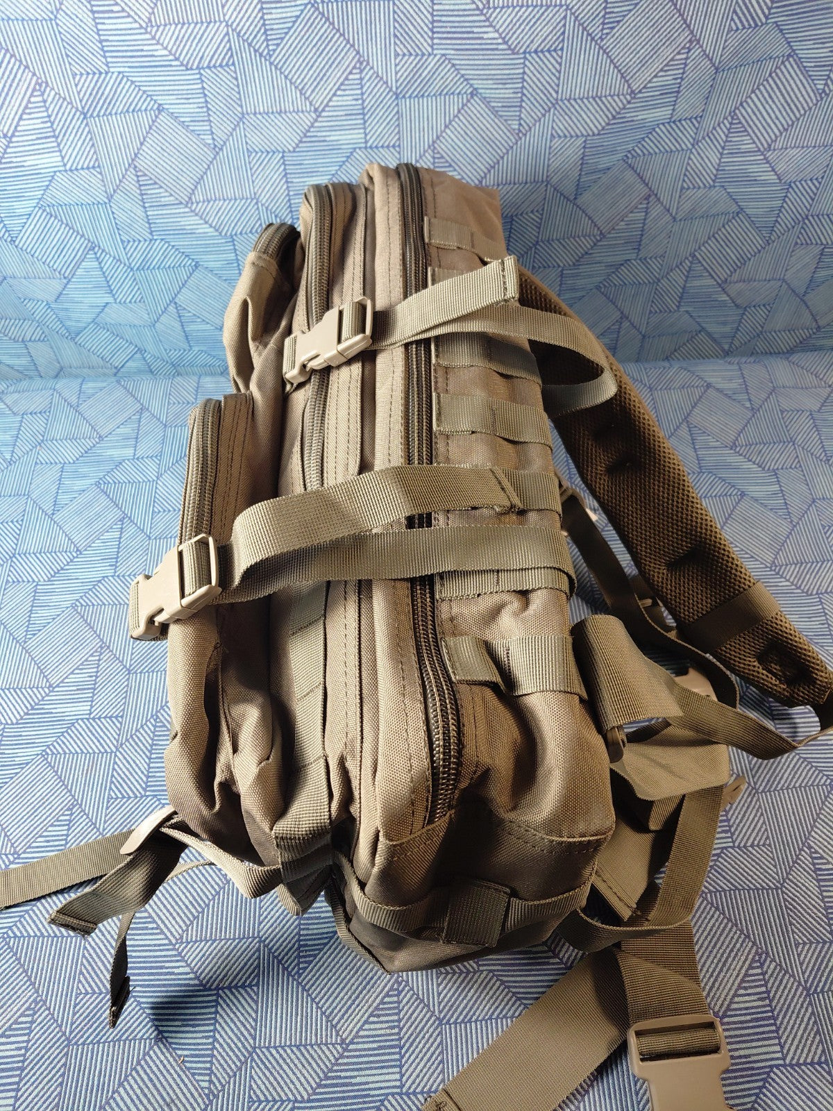 3V Gear Velox II Tactical Assault Backpack Bag - 1600 Cubic Inches, MOLLE System, Unisex Outdoor Use