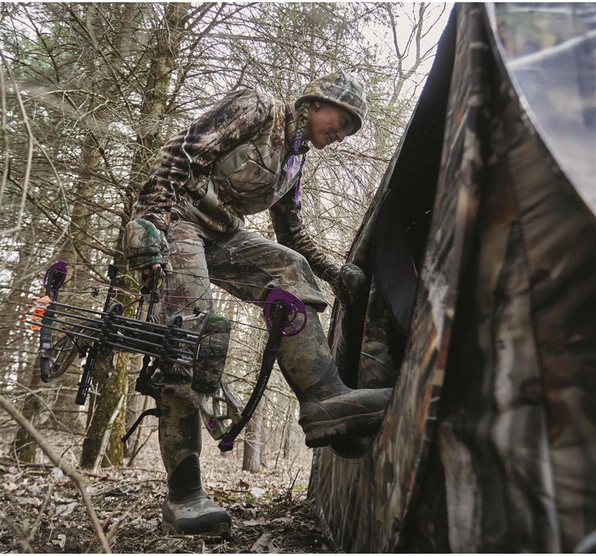 Deluxe 4-Panel Spring Steel Hunting Blind for Deer and Turkey