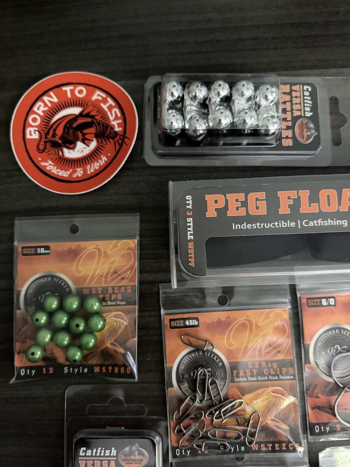 Fishing Rigs & Hooks Kit - Catfish, Floats, Rattlers, Beads, Swivels & Clips