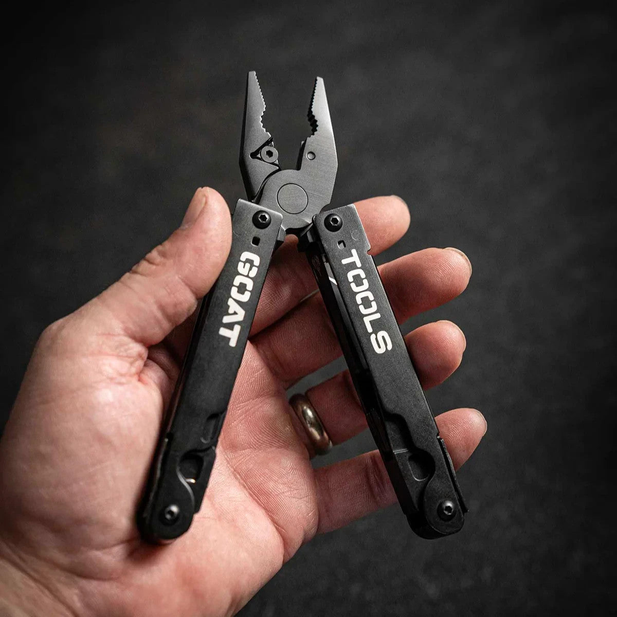 Multitool with Universal Bit Driver and Hot-Swap Pivot - Black, 4.13"