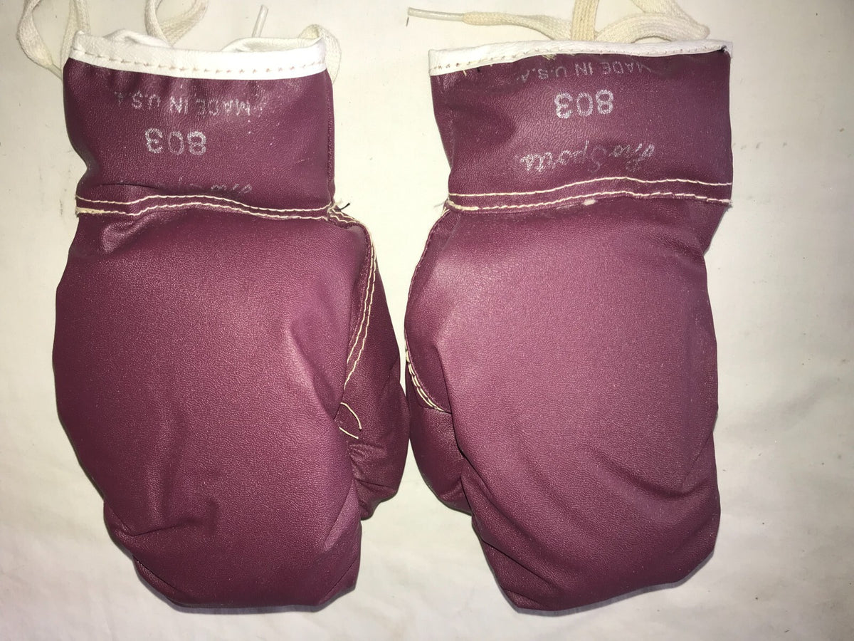 Boxing Gloves Kids 5-7 NOS Vintage King Athletic Co. Pro Sports Style