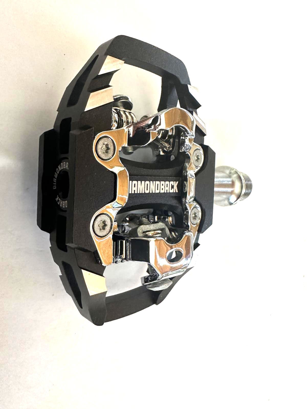 Mountain Bike Clipless Pedals with Cleats - Diamondback Trail