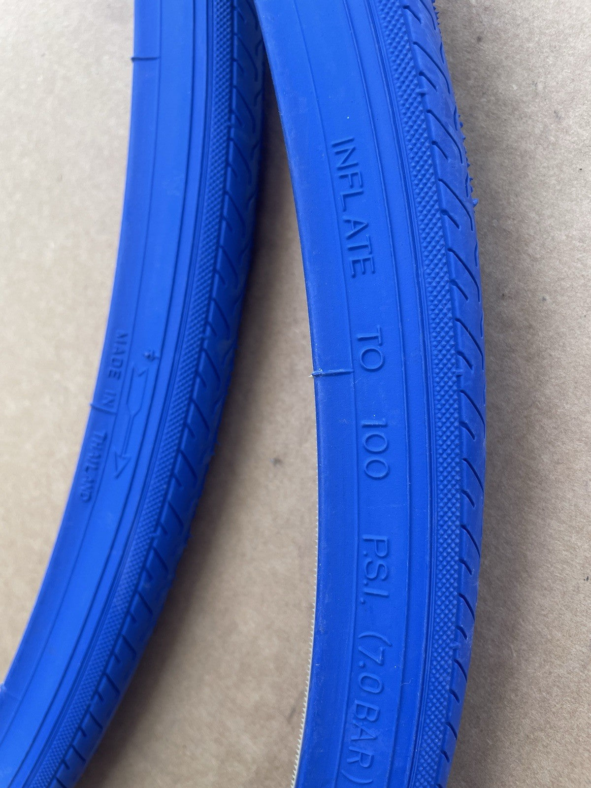 700x25c Road Bike Tires and Tubes Set Blue Slick Thread - Duro Quality