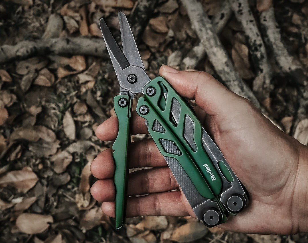 Multi Tool with Stainless Steel Handles and Belt Cutter - Green 4.25"