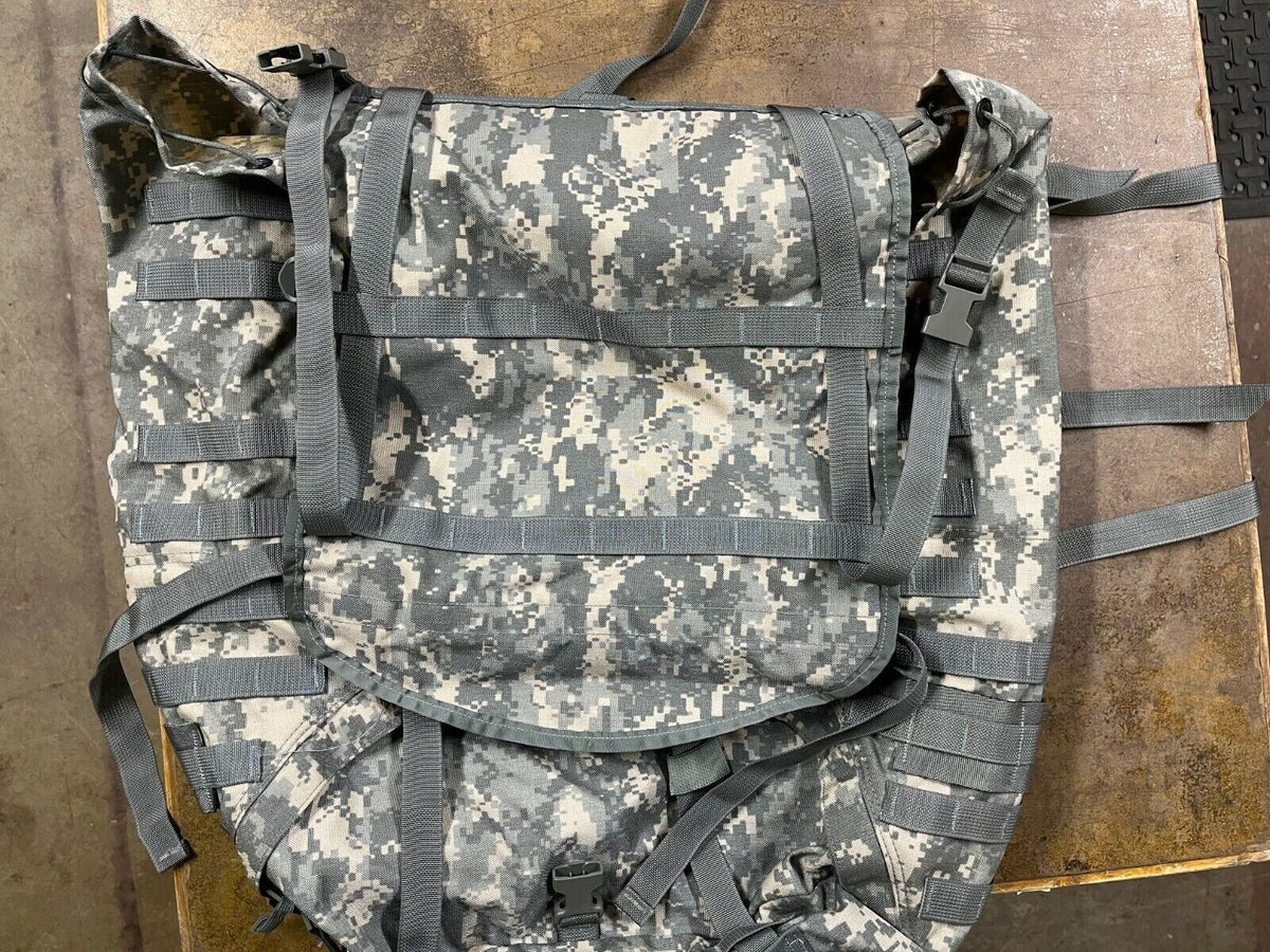 Genuine US Military Issue MOLLE II Large Rucksack Backpack ACU Digital Camo