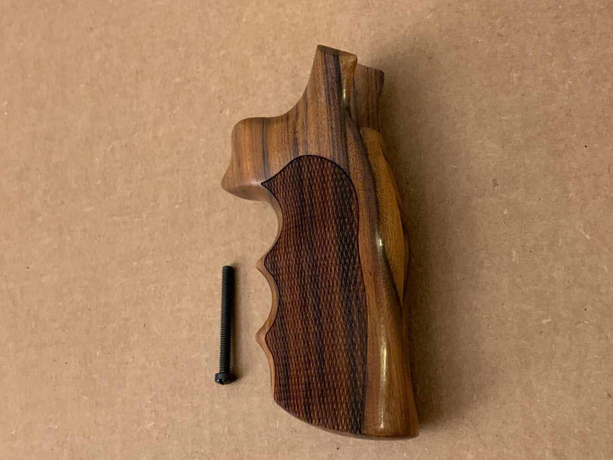 Pistol Grip Wood Grips for Dan Wesson Small Frame Revolvers - Checkered Pau Ferro