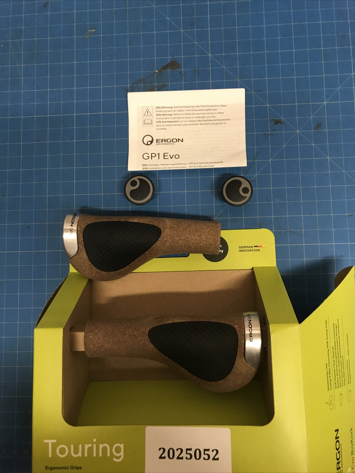 Ergon GP1 Evo BioKork Lock-On Bike Handlebar Grips - Small Black Tan