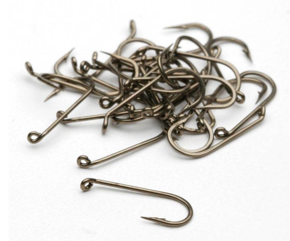 Mustad R50 Signature Series Dry Fly Hooks 50 Pack - Fine, Bronze, Chemically Sharpened