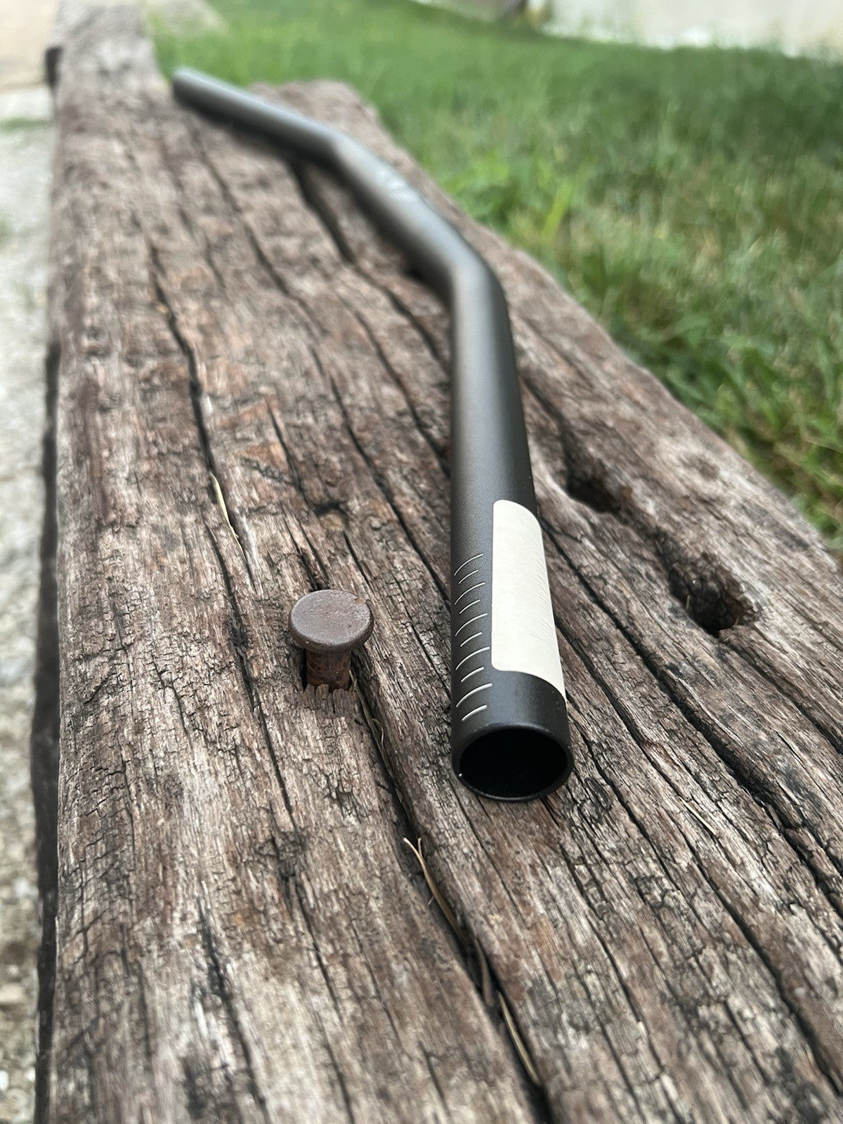 Mountain Bicycle Handlebar 25.4mm x 660mm Flat Sweep Alloy Black 17°