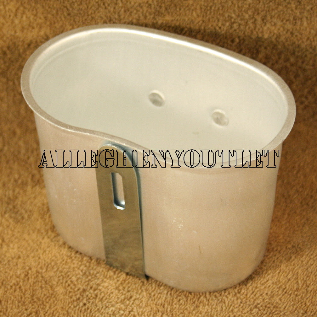 Military Style Aluminum Canteen Cup 1 Quart with WWII Folding Handle