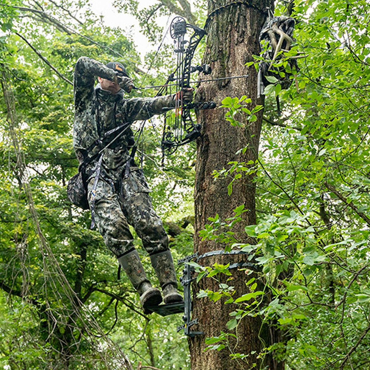 Hawk Helium Hammock Apex Tree Hunting Platform 2 Pack - Aluminum Silent Support
